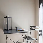 The Break Apartman